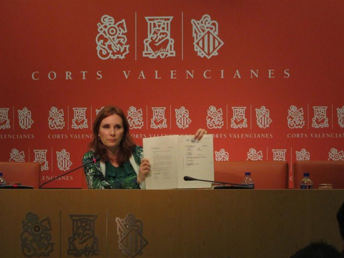 Eva Martínez (PSPV) en rueda de prensa