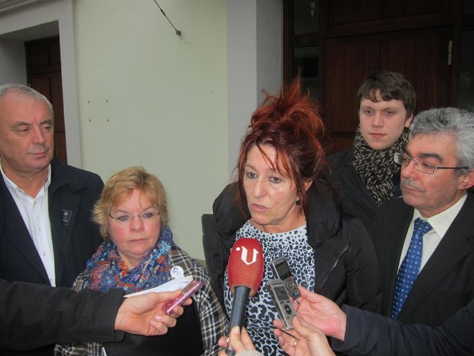 El PSOE presentará 4.000 firmas ante el Valedor sobre cirugía pediátrica en CHUO