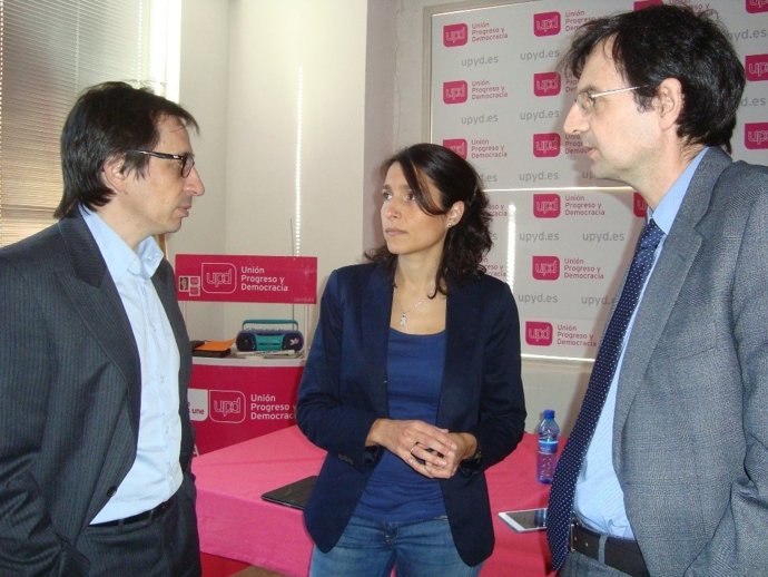 Miguel, junto a Marcos y Tena (d)