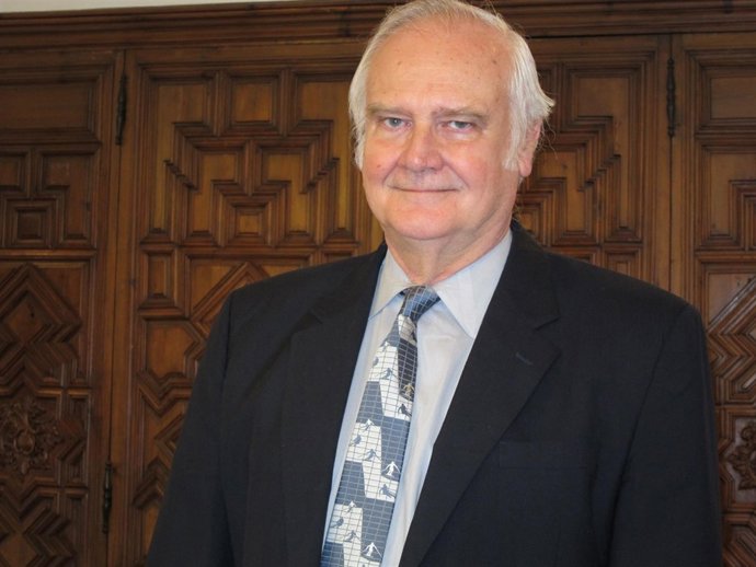  El Investigador Blake S. Wilson 