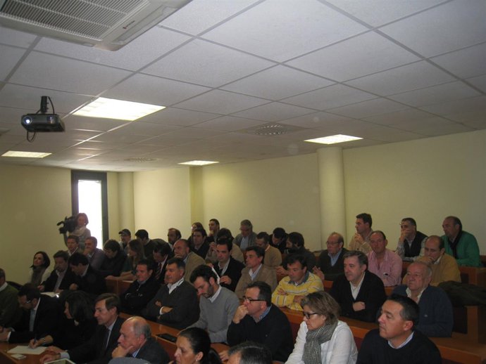 Presentan el proyecto CEUS en la FOE. 