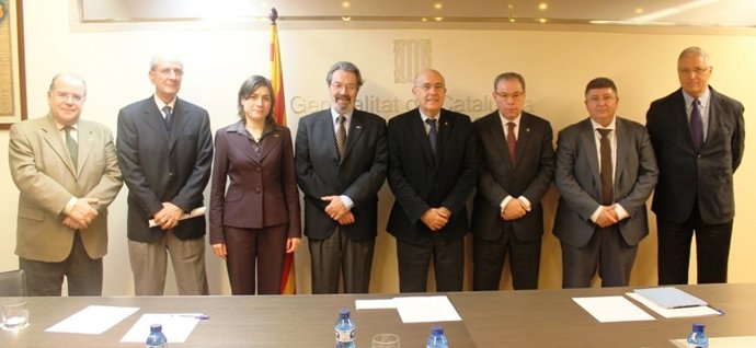 La Universitat de Vic (UVic) y la Fundació Tic Salut crean una cátedra 