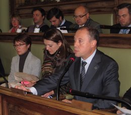 Alfredo Blanco presenta el Presupuesto del Ayuntamiento de Valladolid para 2014