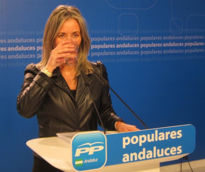 Carolina González Vigo, hoy ante los medios