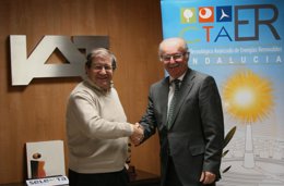 Firma acuerdo Ctaer e IAT.