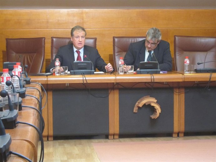 Eduardo Arasti en el Parlamento 