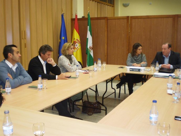 Reunión de los delegados de la Junta con alcaldes y alcaldesas  