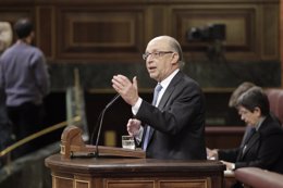 Ministro de Hacienda, Cristóbal Montoro, en el Congreso