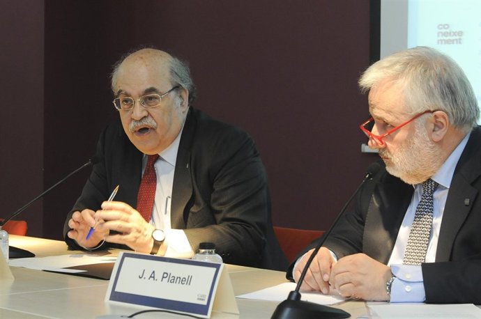 Andreu Mas-Colell y Josep A.Planell (UOC)