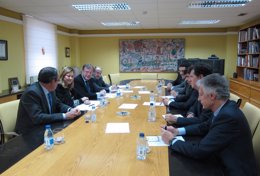 Reunión de Del Olmo y Silván con empresarios de Aranda de Duero (Burgos)