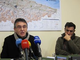 Manuel López en rueda de prensa de Sendas de Asturias