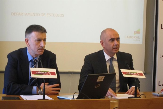 Joseba Madariaga y Xabier Egibar, de Laboral Kutxa 