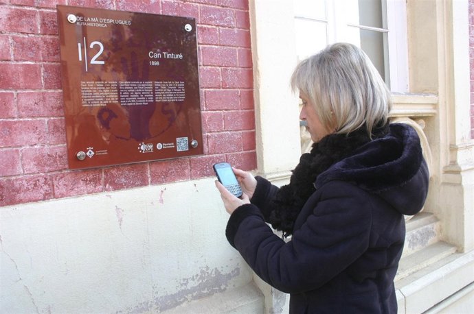 Una de las señalizaciones de la ruta de Esplugues