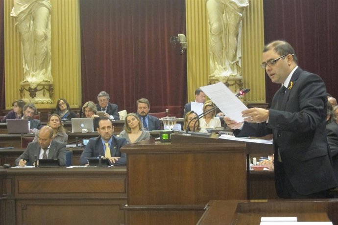 Pleno Ley de Símbolos