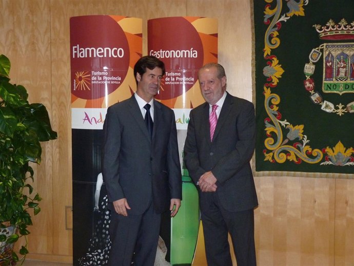 Rus y Villalobos hacen balance del Plan de la Provincia