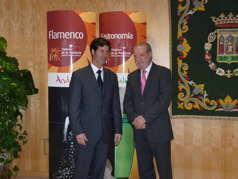 Rus y Villalobos hacen balance del Plan de la Provincia