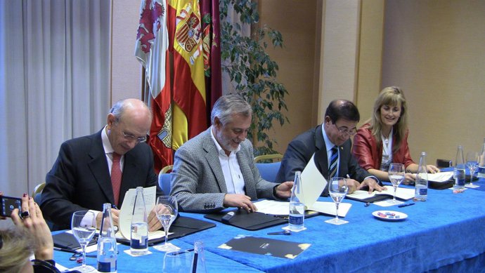 De izquierda a derecha, González, Aznar, Escaja y Sáez