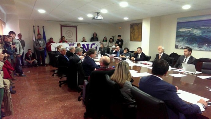 Miembros del Capítulo 6 en el Consejo Social de la Universidad de Huelva. 