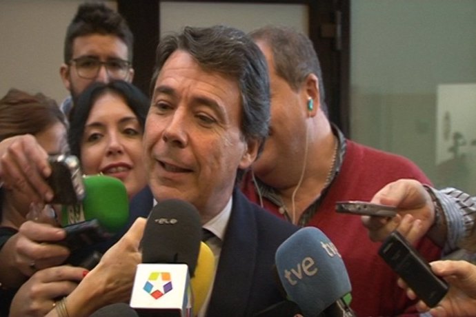 González dice que se sintió "muy respaldado" por Rajoy 