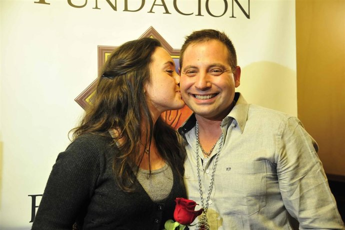 Una estudiante y un policial local, Diego e Isabel en los Amantes de Teruel