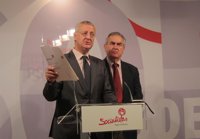 Caldera tilda de "fracaso" la reforma energética aprobada y de "intolerable" precio luz y aboga por cambiar el sistema