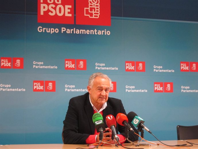 El portavoz parlamentario del PSdeG, José Luis Méndez Romeu