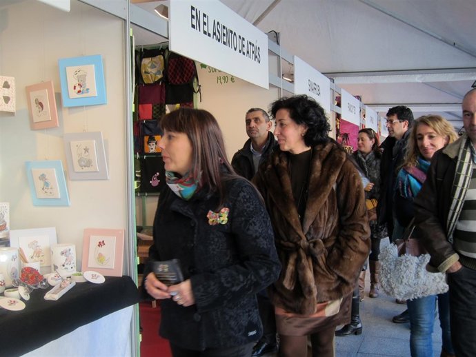 Mercedes Cantalapiedra (dcha)