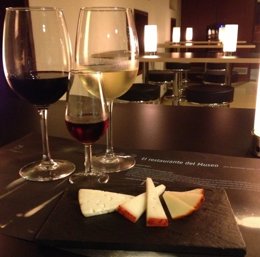 Degustación de vinos y quesos canarios