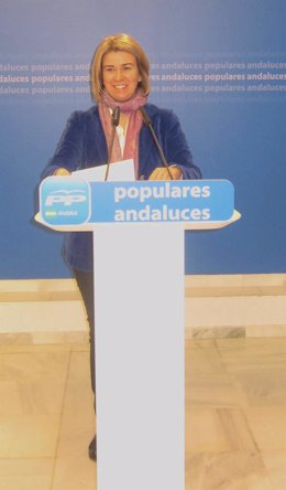 La portavoz de Empleo del PP-A, Teresa Ruiz-Sillero, en rueda de prensa