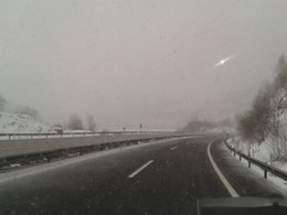 Nieve en la carretera