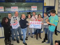 La administración 3 de Manises reparte 4,46 millones de euros del 'Gordo' y otros dos grandes premios