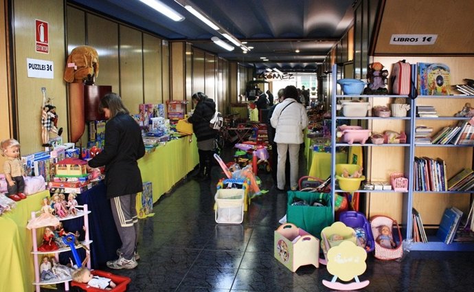 Mercadillo navideño de Cáritas Diocesana de Huesca