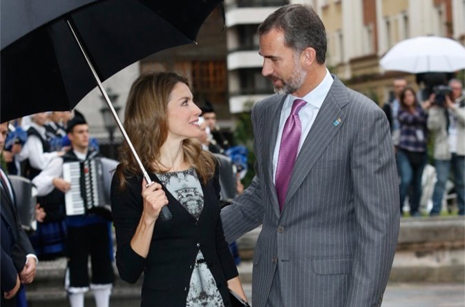Los Príncipes de Asturias en su llegada a Oviedo