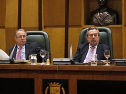 El vicealcalde de Zaragoza, Fernando Gimeno, y el alcalde, Juan Alberto Belloch.
