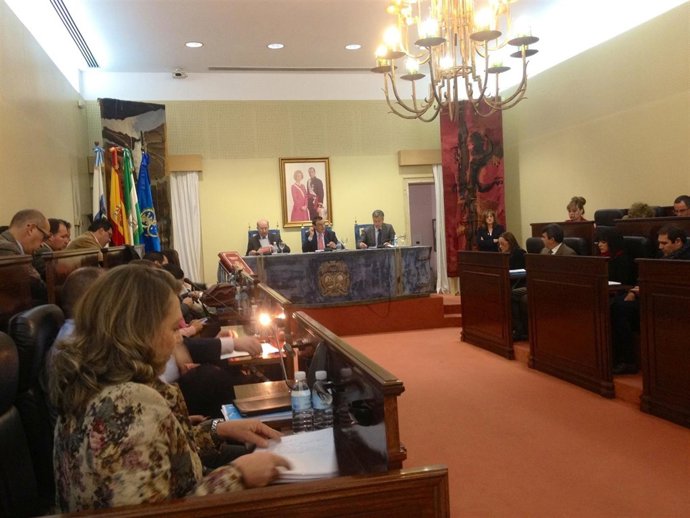 Imagen del pleno de los presupuestos de la Diputación de Huelva.