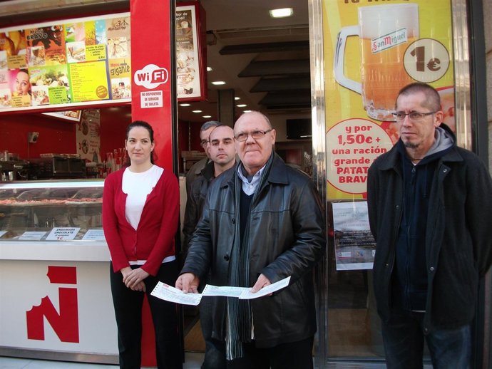 ÑAM ÑAM dona 7.320 euros al comedor social El Buen Samaritano 