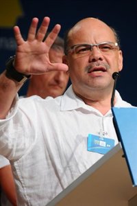 CC lamenta que el Rey no haya aludido a la reforma de la Constitución