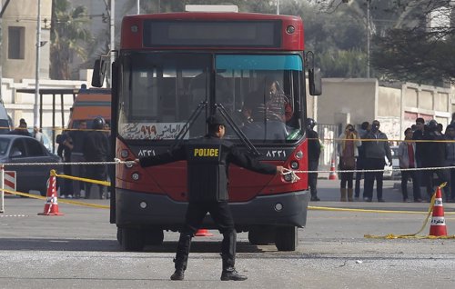 Atentado contra un autobús en El Cairo, Egipto