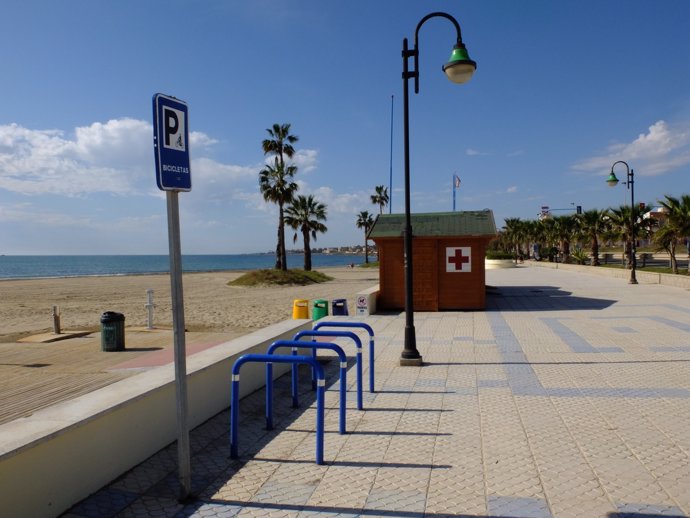 Paseo junto al mar de Torrevieja