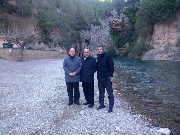 El conseller Máximo Buch en Montanejos (Castellón)