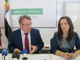 Víctor del Moral y Elisa Cruz