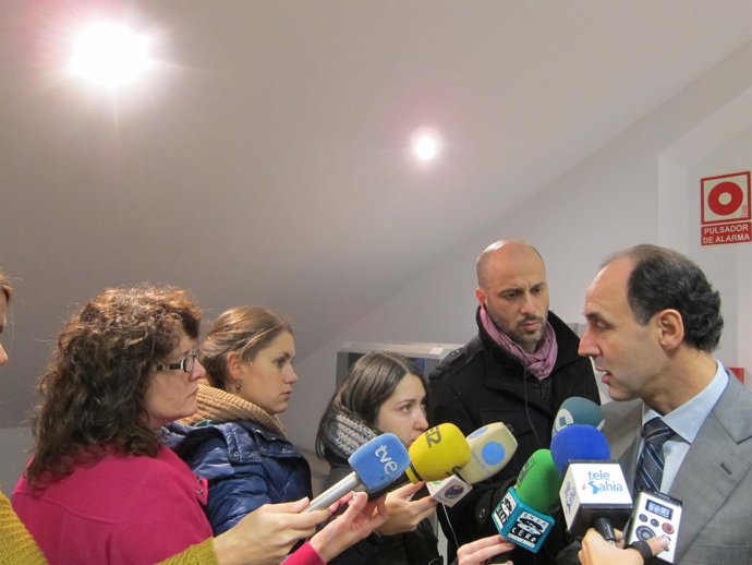 El presidente de Cantabria, Ignacio Diego, tras el foro de innovación