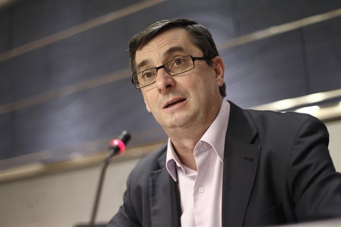 El diputado Centella en el Congreso de los Diputados