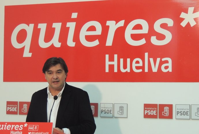 El portavoz del grupo municipal socialista en el Ayto de Huelva, Gabriel Cruz. 