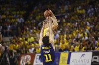 Afianzar la tercera plaza antes del 'clásico'