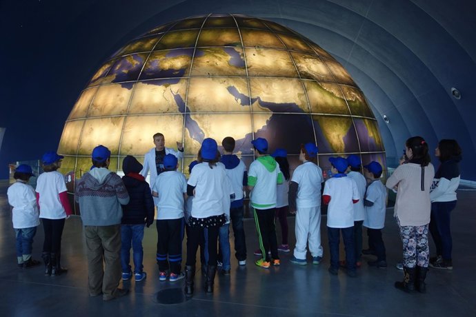 Escuela de Astronomía en el Espacio 0.42