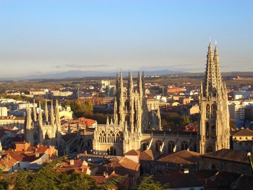 Vista De La Catedral Desde El Castillo