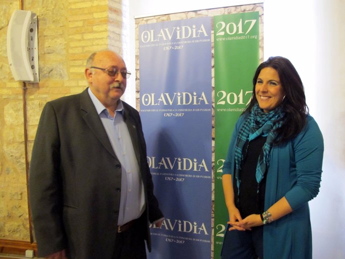 Bonillo y Férriz en la presentación de 'Olavidia 2017'.