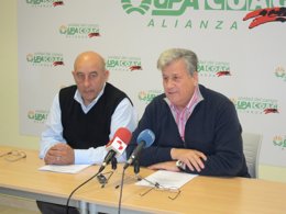 Los responsables de COAG y UPA, Aurelio Pérez (I) y Julio López (D)