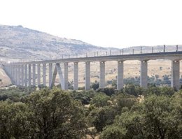 Línea AVE Madrid-Valladolid, viaducto